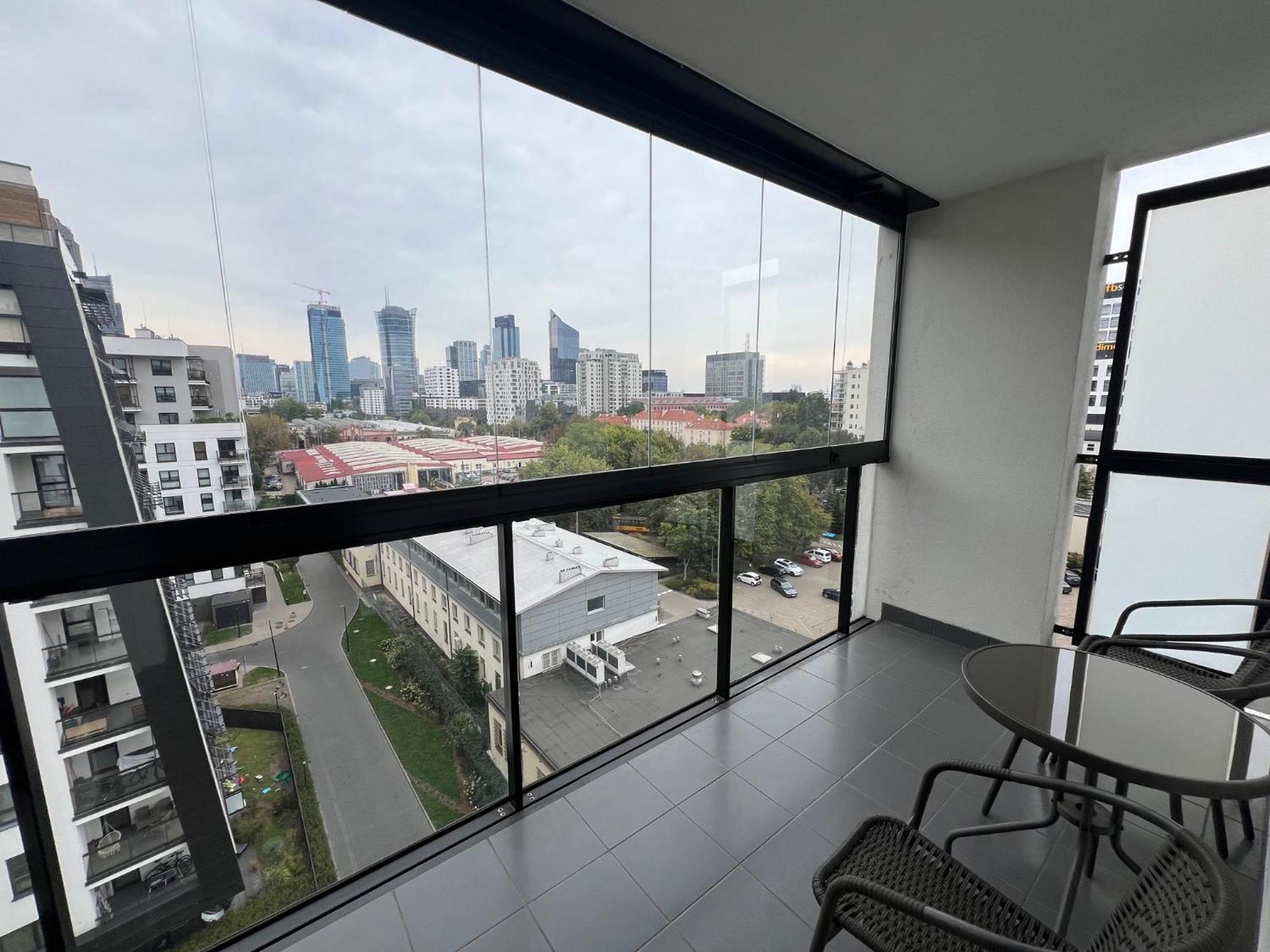 Apartament H&P Silver Варшава Екстериор снимка